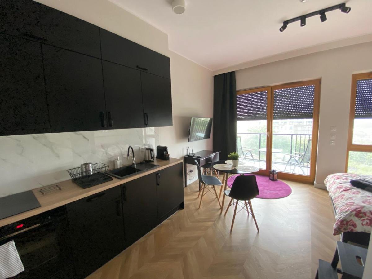 Apartament Nadmotlawie Estate Black Гданск Екстериор снимка
